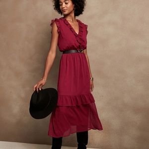 BR Flutter Midi Dress, worn once!